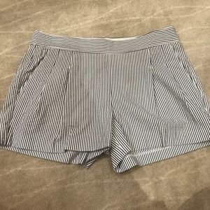 Jcrew Seersucker summer shorts